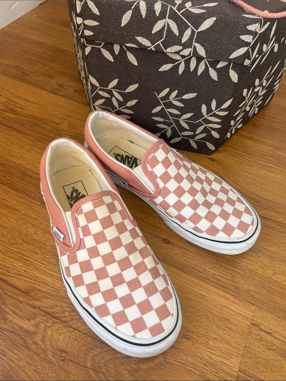 Vans Checkerboard Slip-On Sneakers - Pink/White - Size 8